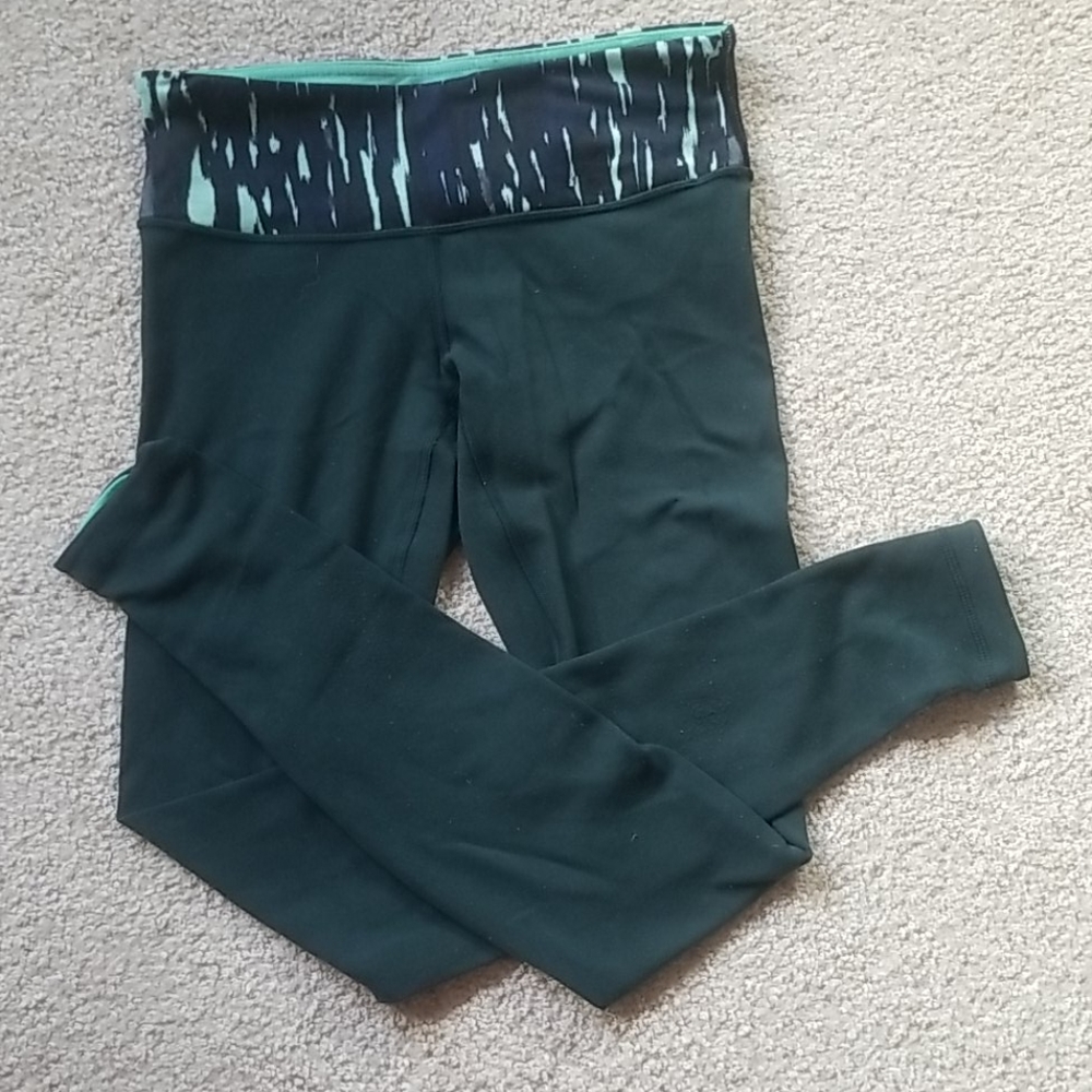 Lululemon Wunder under leggings